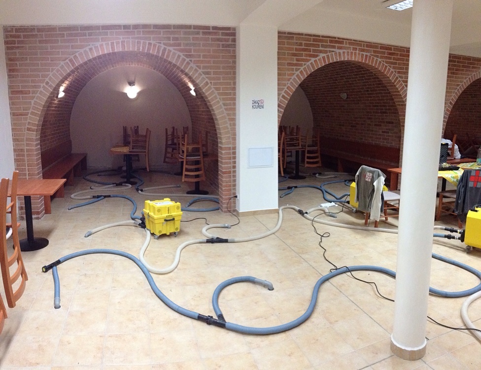 Vysoušení podlah s tepelnou&nbsp;izolací